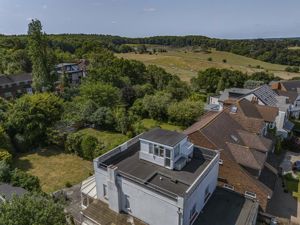 Photo 35- click for photo gallery